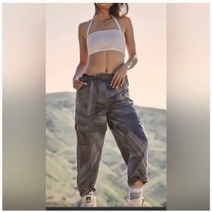 NWOT Free People Trailhead Convertable Pants M